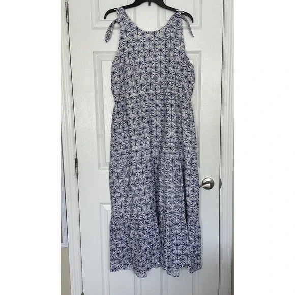 Soft Surroundings Kyoto Embroidered White Blue Eyelet Tiered Maxi Dress Sz PXL - Picture 10 of 12